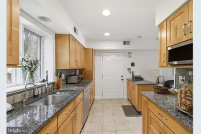 215 W George Mason Road W, Falls Church, VA 22046 - Photo 13