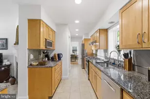 215 W George Mason Road W, Falls Church, VA 22046 - Photo 17