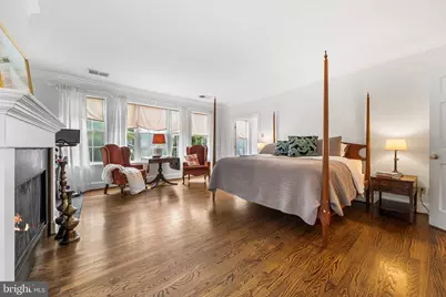 211 W Greenway Boulevard W, Falls Church, VA 22046 - Photo 19