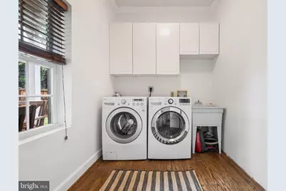 211 W Greenway Boulevard W, Falls Church, VA 22046 - Photo 17