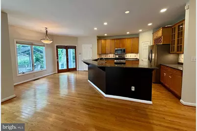 904 Lincoln Avenue, Falls Church, VA 22046 - Photo 3