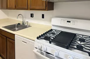 200 N Maple Ave, Falls Church, VA 22046 - Photo 17