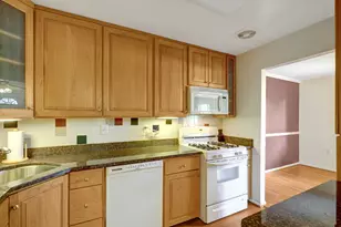 200 N Maple Ave, Falls Church, VA 22046 - Photo 19