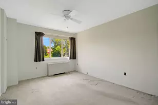 200 N Maple Ave, Falls Church, VA 22046 - Photo 33