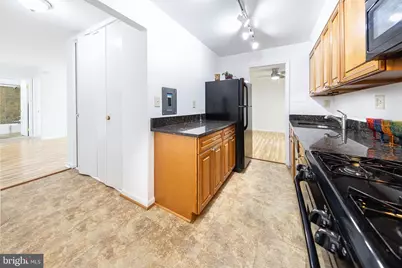 600 Roosevelt Boulevard #415, Falls Church, VA 22044 - Photo 15