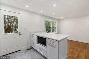 285 Gundry Dr, Falls Church, VA 22046 - Photo 13