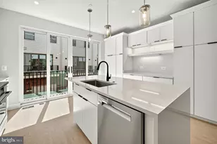 158 N Lee, Falls Church, VA 22046 - Photo 15