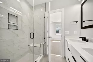 158 N Lee, Falls Church, VA 22046 - Photo 37