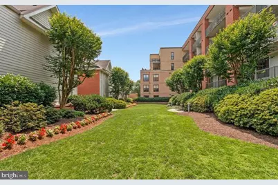 444 Broad Street #229, Falls Church, VA 22046 - Photo 27
