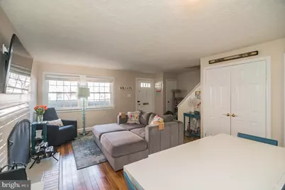415 W Broad Street, Falls Church, VA 22046 - Photo 7