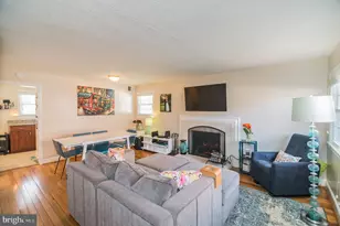 415 W Broad St, Falls Church, VA 22046 - Photo 3