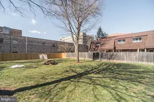 415 W Broad St, Falls Church, VA 22046 - Photo 23