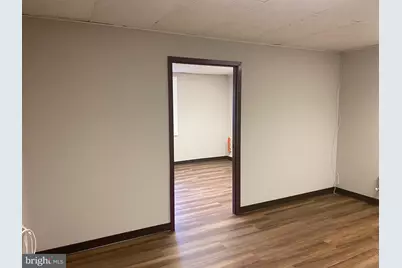 210 Broad Street E #201, Falls Church, VA 22046 - Photo 5