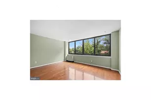 600 Roosevelt Blvd, Falls Church, VA 22044 - Photo 3