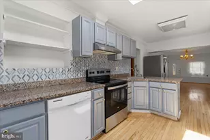 202 S Cherry St, Falls Church, VA 22042 - Photo 1