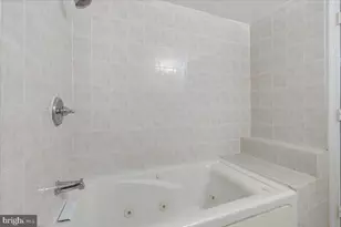 202 S Cherry St, Falls Church, VA 22042 - Photo 33