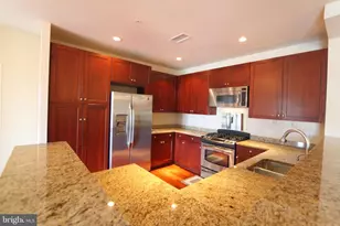 513 W Broad St, Falls Church, VA 22046 - Photo 11