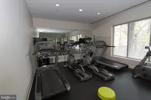 513 W Broad St, Falls Church, VA 22046 - Photo 27