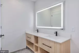 255 W Falls Station Blvd, Falls Church, VA 22046 - Photo 15