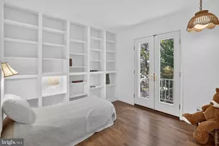 201 Garden Ct, Falls Church, VA 22046 - Photo 27
