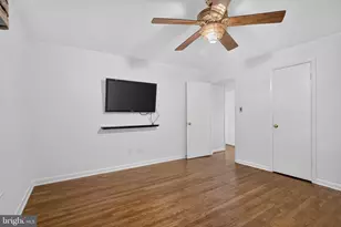 201 Garden Ct, Falls Church, VA 22046 - Photo 29