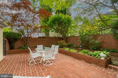 201 Garden Court, Falls Church, VA 22046 - Photo 5