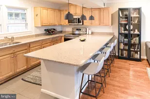 202 S Virginia Ave, Falls Church, VA 22046 - Photo 3