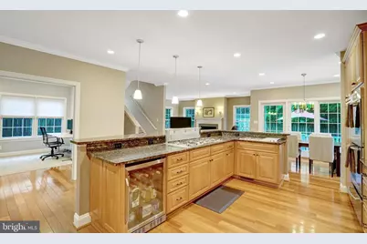 117 W George Mason Road, Falls Church, VA 22046 - Photo 17