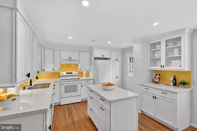 307 Gundry Drive, Falls Church, VA 22046 - Photo 3