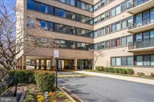 600 Roosevelt Blvd, Falls Church, VA 22044 - Photo 1