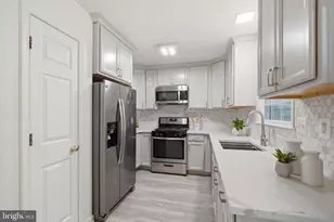 105 Rees Pl, Falls Church, VA 22046 - Photo 13