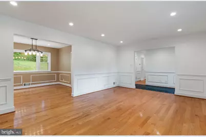 709 E Broad Street, Falls Church, VA 22046 - Photo 3