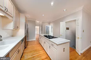 101 Gresham Pl, Falls Church, VA 22046 - Photo 11