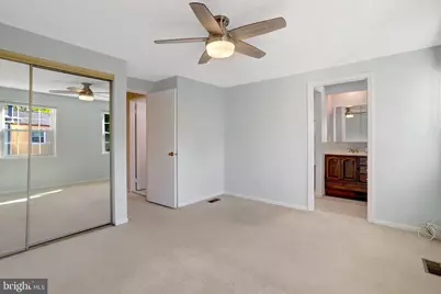 321 Gundry, Falls Church, VA 22046 - Photo 21