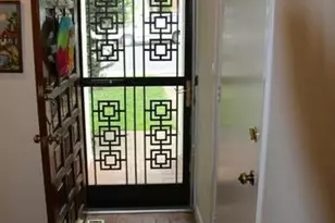 303 N Maple Ave, Falls Church, VA 22046 - Photo 3