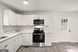 404 Newell St, Fredericksburg, VA 22401 - Photo 7