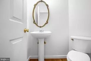1002 Dorthea Ct, Fredericksburg, VA 22401 - Photo 17
