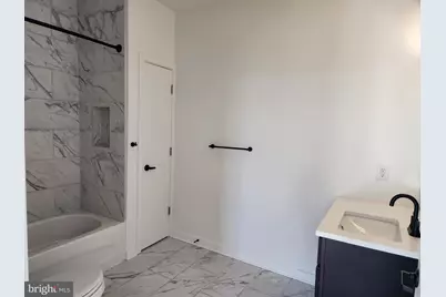 102 Hanover Street #407, Fredericksburg, VA 22401 - Photo 11