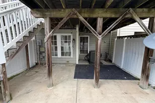 1018 Hotchkiss Pl, Fredericksburg, VA 22401 - Photo 3