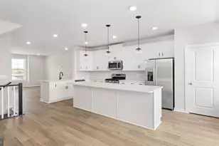 438 Germania St, Fredericksburg, VA 22401 - Photo 9