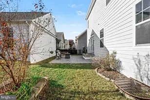 1207 Hearthstone Dr, Fredericksburg, VA 22401 - Photo 43