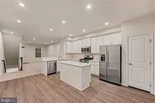 2042 Track Cir, Fredericksburg, VA 22401 - Photo 11