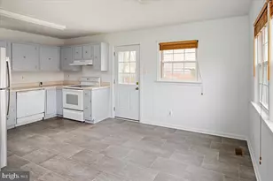 181 Longstreet Ave, Fredericksburg, VA 22401 - Photo 15