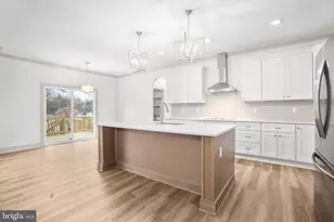 1409 Brent St, Fredericksburg, VA 22401 - Photo 7