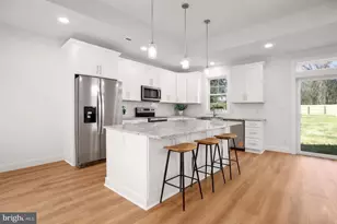 1606 Charles St, Fredericksburg, VA 22401 - Photo 3