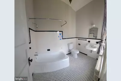 1107 Prince Edward Street #3, Fredericksburg, VA 22401 - Photo 7