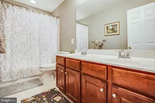 1205 Saunders Dr, Fredericksburg, VA 22401 - Photo 27