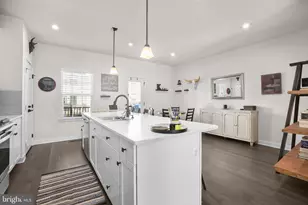 2052 Track Cir, Fredericksburg, VA 22401 - Photo 7