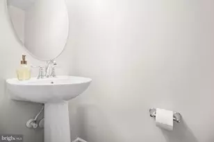 2106 Hays St, Fredericksburg, VA 22401 - Photo 7