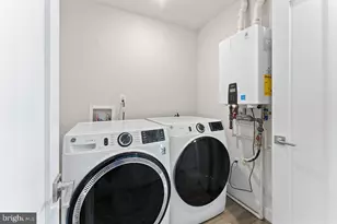 313 Charles St, Fredericksburg, VA 22401 - Photo 33